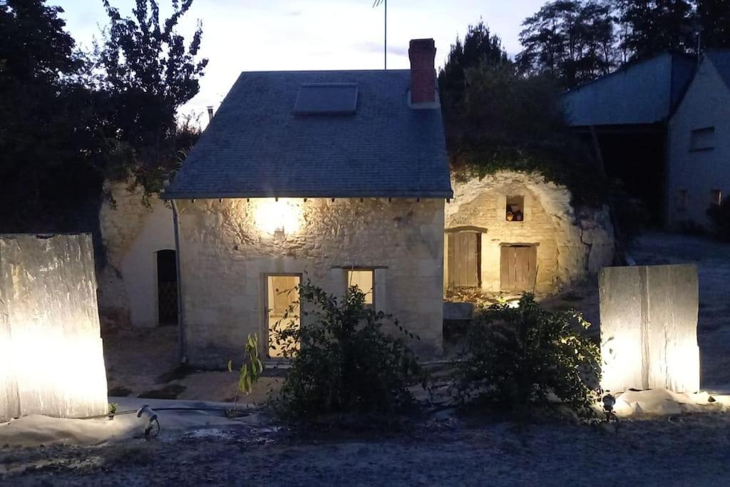 Maison 2-3 Pers Semi-Troglodyte Angers-Saumur Louresse-Rochemenier Buitenkant foto