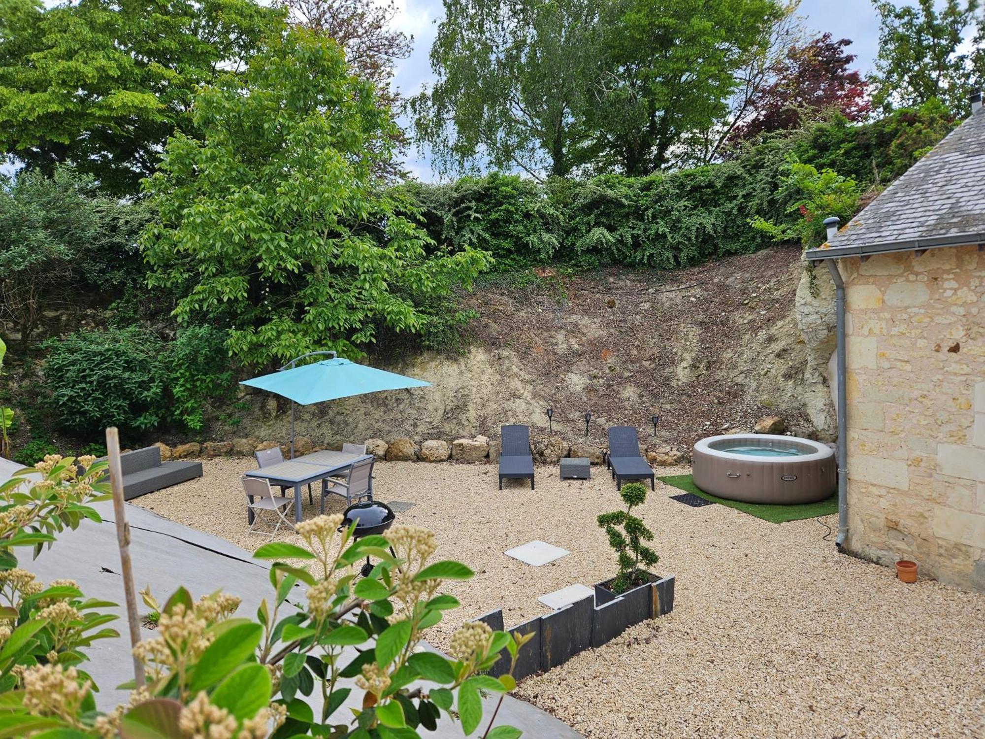 Maison 2-3 Pers Semi-Troglodyte Angers-Saumur Louresse-Rochemenier Buitenkant foto